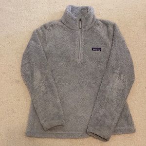 medium grey patagonia sweater